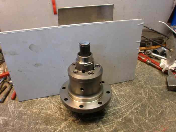 autobloquants divers hewland mk5 ft200 powerflow +zf 356+zf cox a billes +zf cox a disques 5