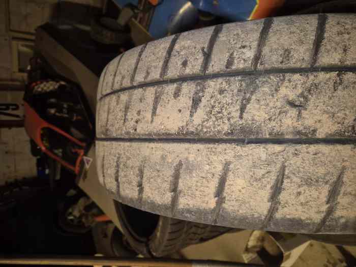 Pneu Michelin en 18