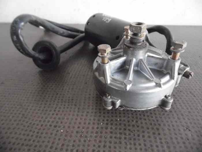 MOTEUR ESSUIE-GLACE A1298202242 / 0390241412CDP MERCEDES SL R129 1