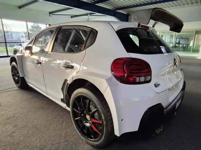 C3R5 3