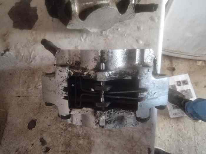 Étriers de frein double pistons visa