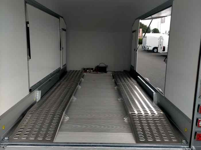 REMORQUE FOURGON PORTE-VOITURE SERIE LIMITEE RETROMOBILE 3