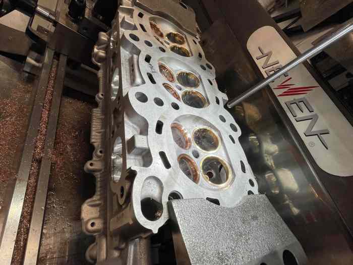 Culasse Nissan GTR 4P OUTLAW R35 GTR CNC 1