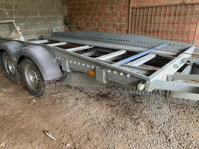 Plateau voiture basculant Humbaur