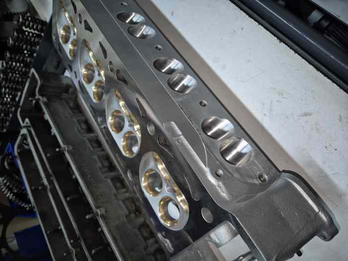 Moteur M12.7 2L Injection électronique 4