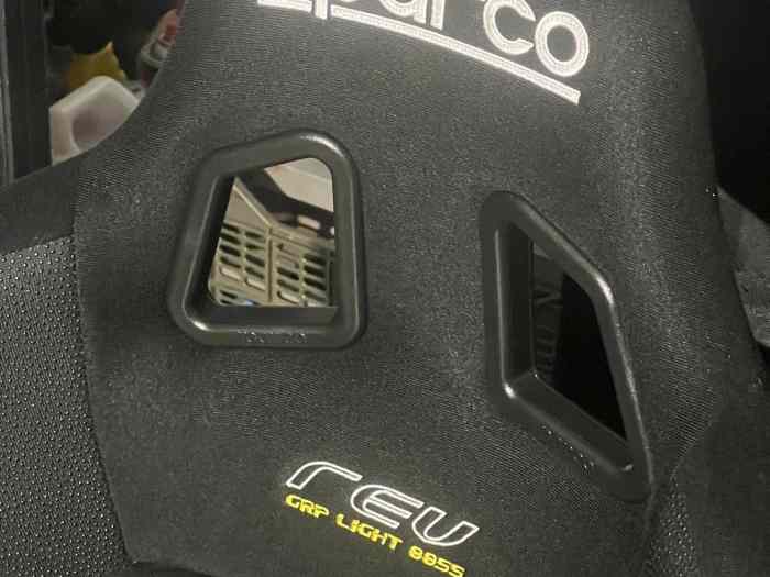 Sabelt Tauros + Sparco Rev GRP Light + Harnais Sparco 2