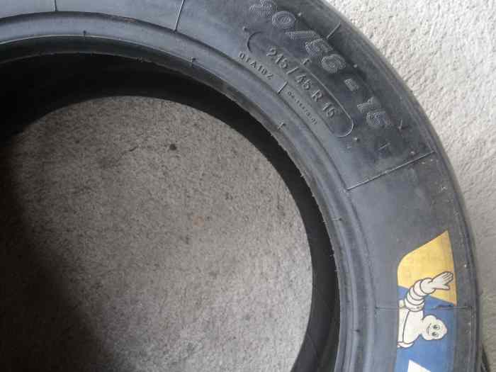 1 pneu neuf Michelin P01 20/58 15 (215/45 15) 1