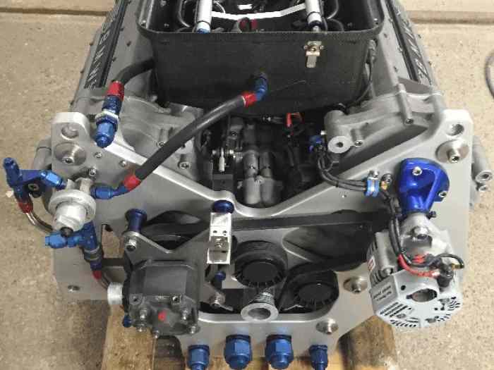 Moteur V8 bmw Mader usine