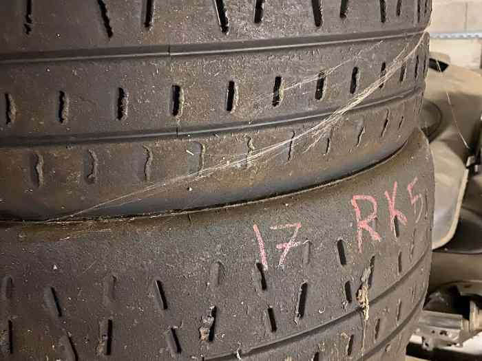 Pneus Pirelli 205/45R17. RK5 et RK7 3