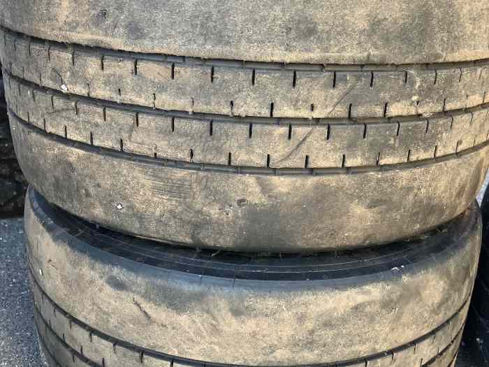 Plusieurs pneus vhc 13 pouces Michelin / Pirelli 2