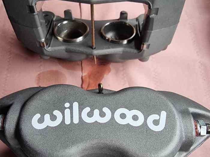 Etrier de freins 4 pistons Wilwood