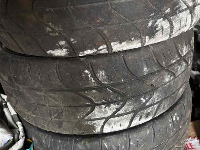 Pneus pirelli