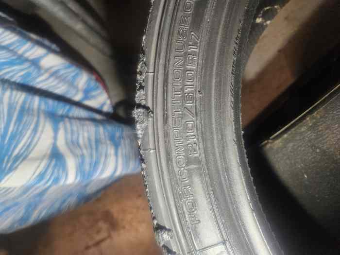 Pneu slick Yokohama a 005 210/610 R17 1