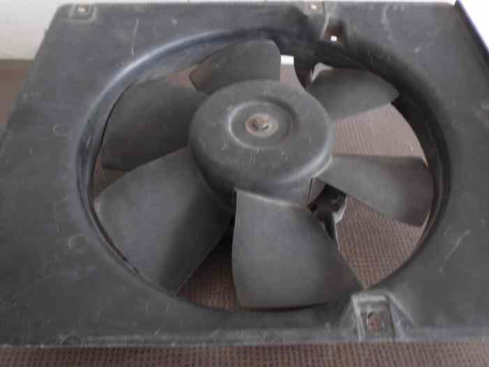 MOTOVENTILATEUR REFROIDISSEMENT PORSCHE 944 / 924S / 968 1