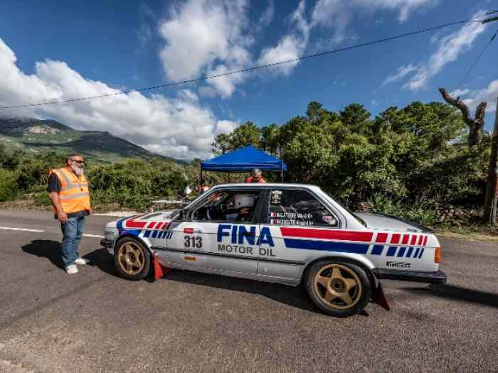 BMW 325i E30 0