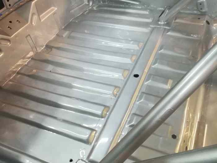 Vends coque nue de saxo super 1600 ex usine avec VK 3