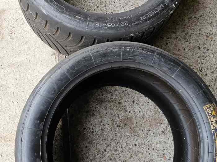 2 Pneus Michelin SA 22 1