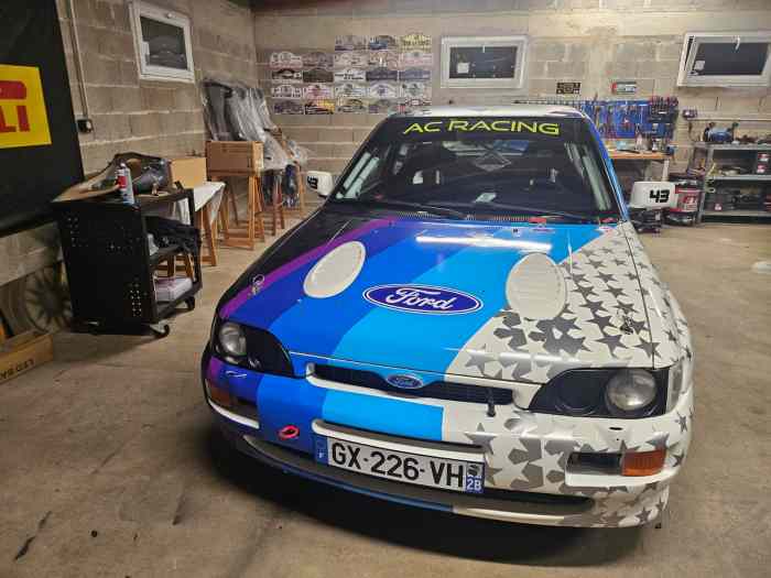 Ford Escort Cosworth à vendre 0