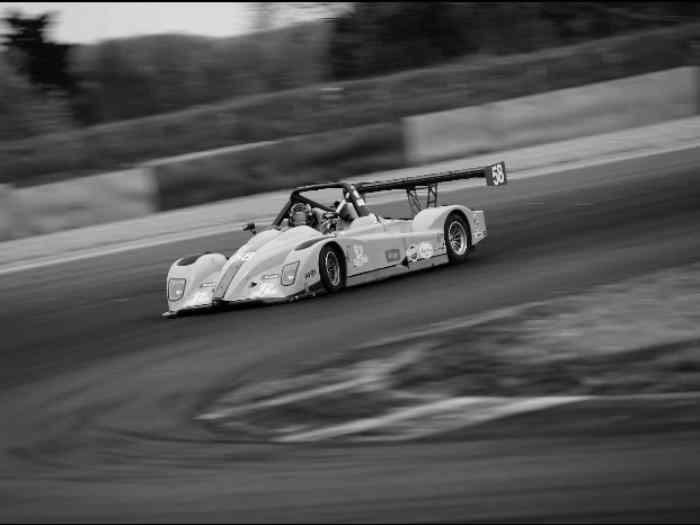 LIGIER JS51 CN2 AVEC REMORQUE FERME RE...