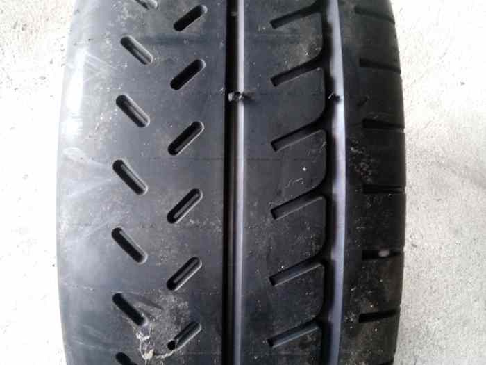 1 pneu neuf Michelin P01 20/58 15 (215...
