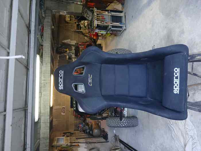 Baquet SPARCO plus homologué !