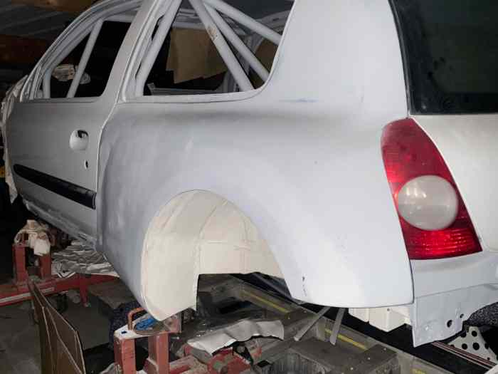 Caisse clio 2 voie large