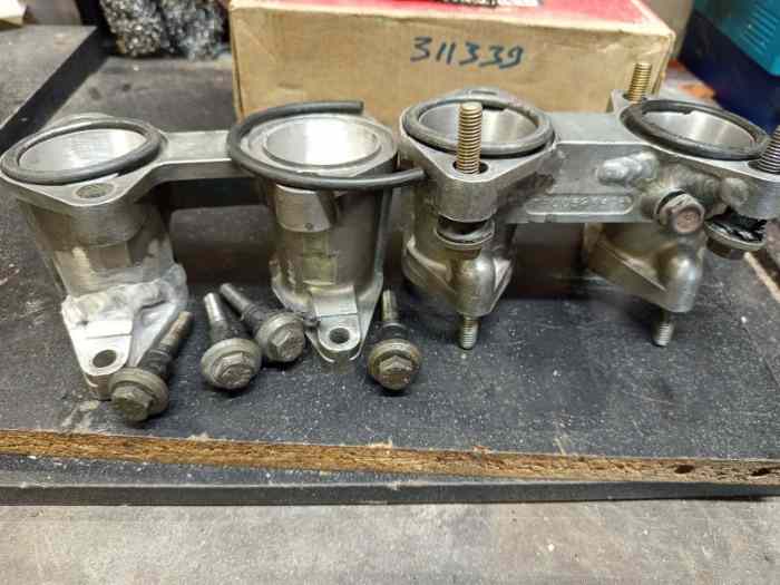 Culasse + pipes admission de renault 1...