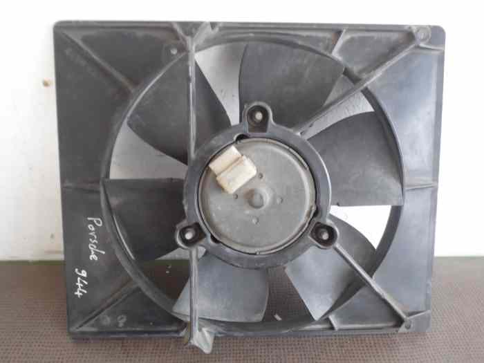MOTOVENTILATEUR REFROIDISSEMENT PORSCHE 944 / 924S / 968 2