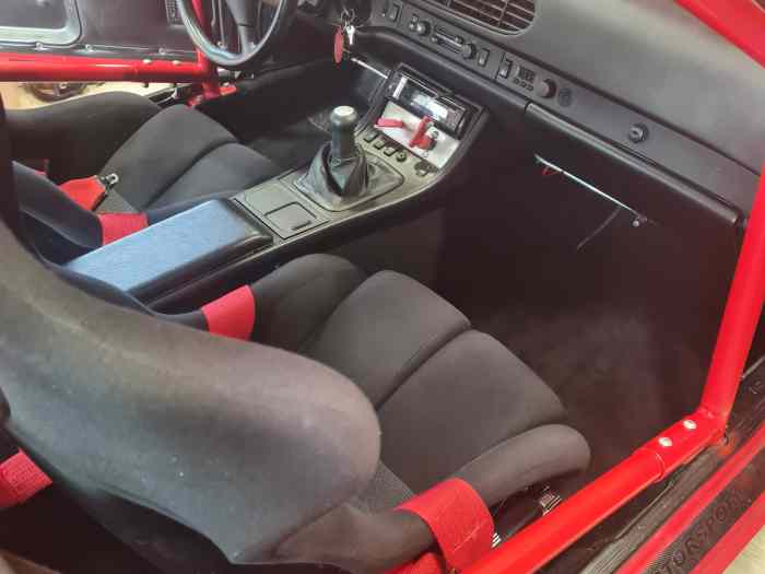 Porsche 944 turbo 2