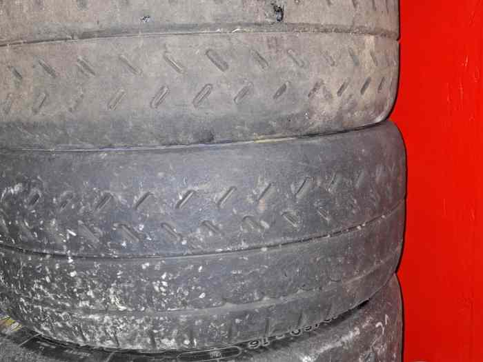Michelin R11 et R21 16 pouces
