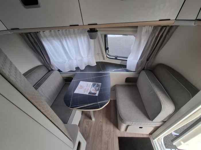 Caravanas > ERIBA TOURING TRITON 430 URBAN 2
