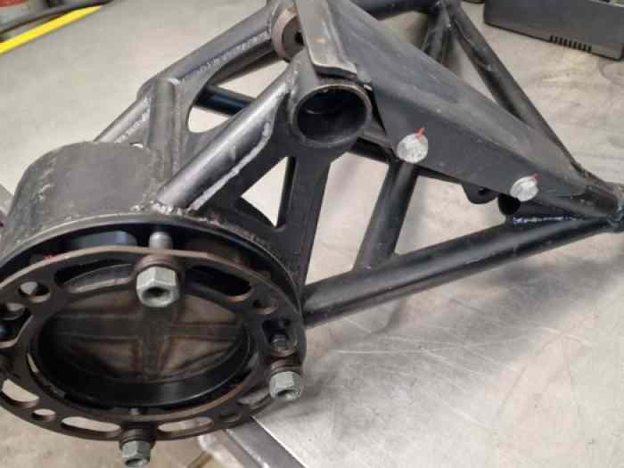 Triangle arrière de Citroen C2 S1600 dernière EVO 3