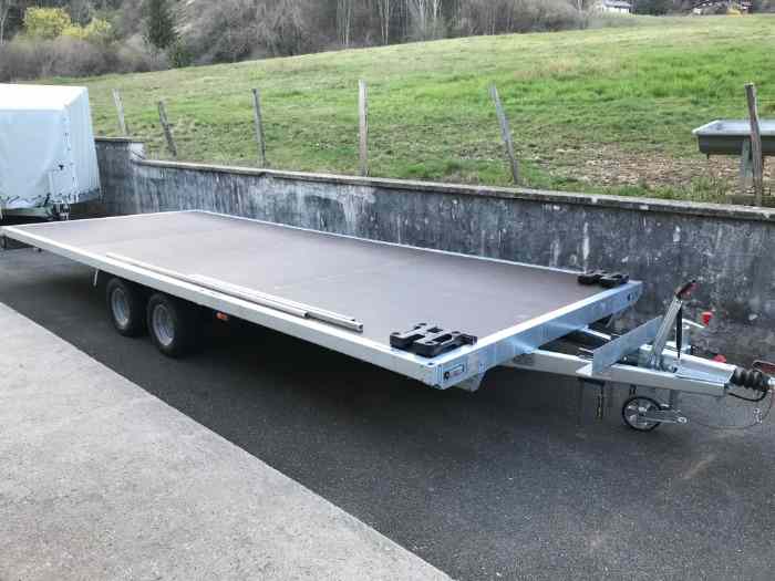 Remorque porte voiture fermée DELBERG 4