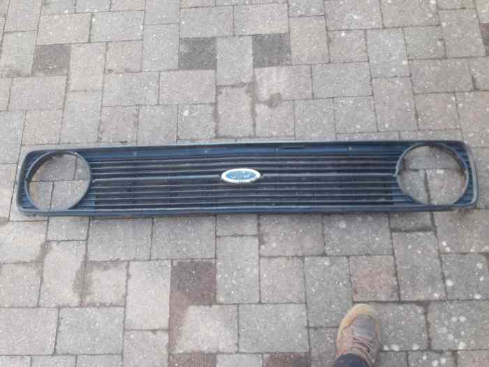 Grille de calandre Ford Escort mk2