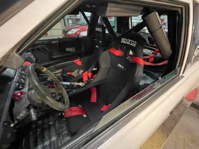 Mazda 323 VHC Gr À , passeport inter 4