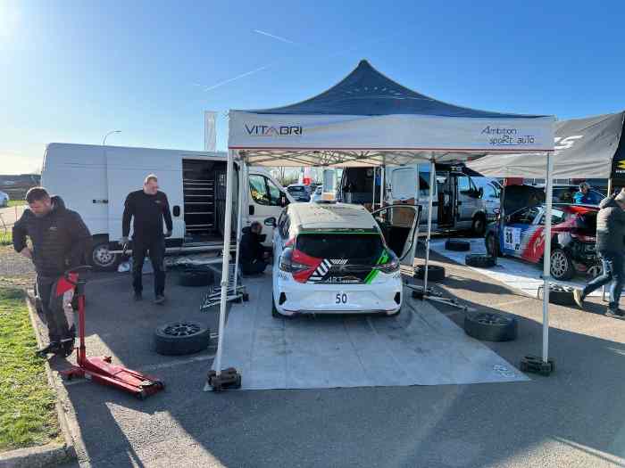 LOCATION CLIO RALLY5 / Ambtion spoRt auTo 5