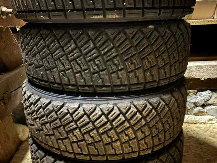 Pneus Terre Michelin 15 1