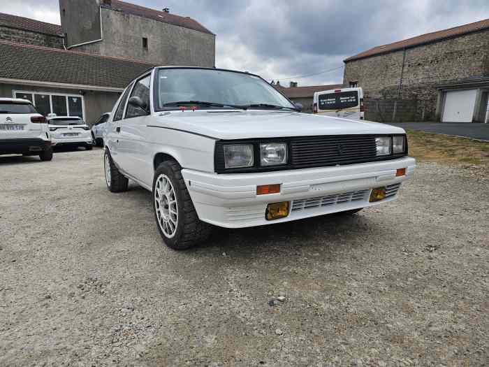 vends ou échange r 11 turbo groupe A vh 0