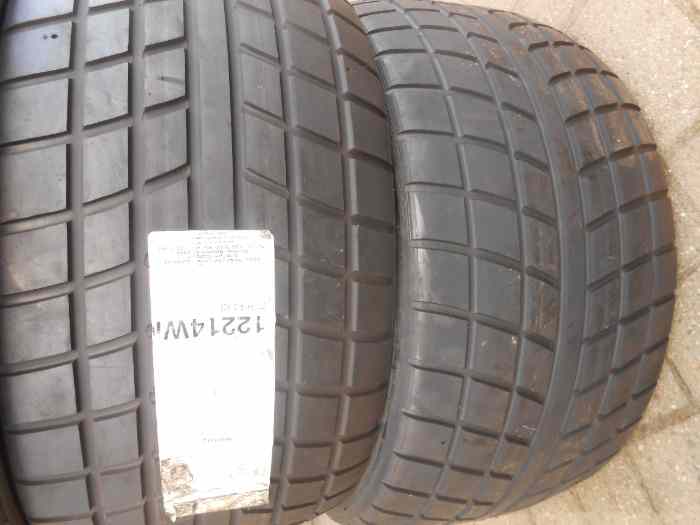 Avon pneus 13 A15 2