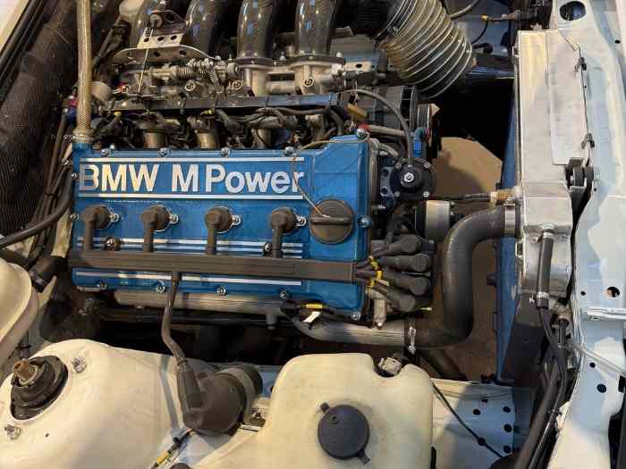 Vends BMW M3 GrA FIA 1