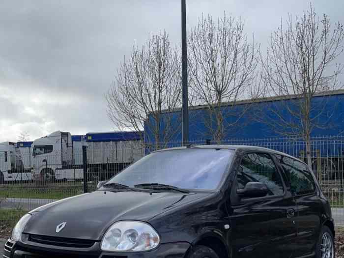 Renault Clio 2 RS phase 1