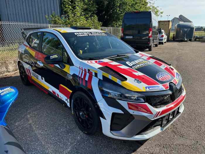 GILBERT COMPETITION / CLIO V RALLY3 2