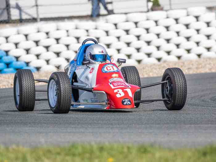 SWIFT Formule FORD