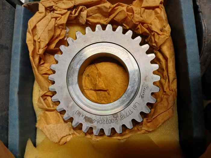 Pieces boite SADEV SDTS 70. 4