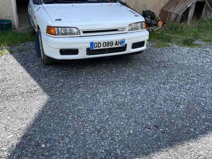 Mazda 323 VHC Gr À , passeport inter
