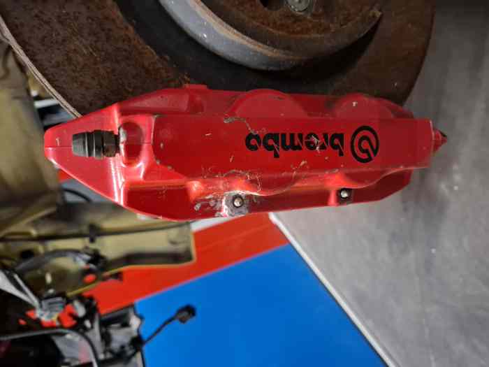 etrier de frein BREMBO clio 3 RS- R3 M...