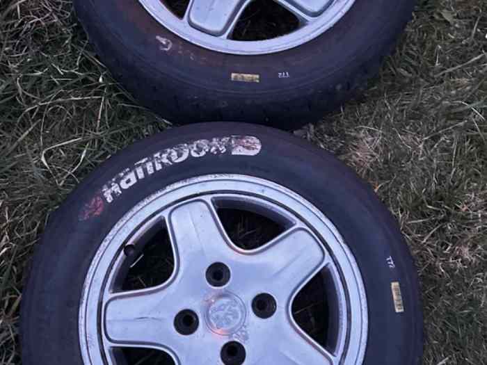 Pneu en 14 pouce t72 t33