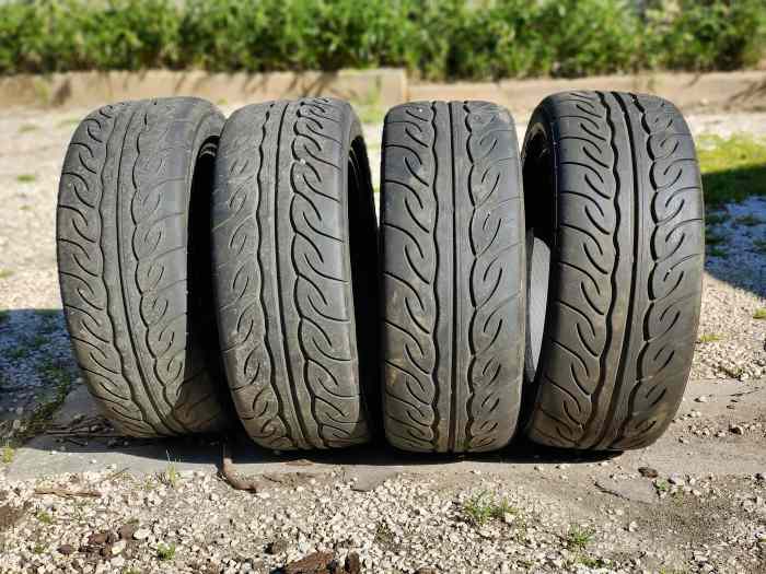Pneus Yokohama 195/50 R15