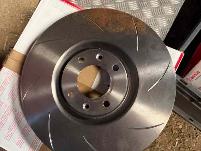 Disques AV 208/Corsa Rally4