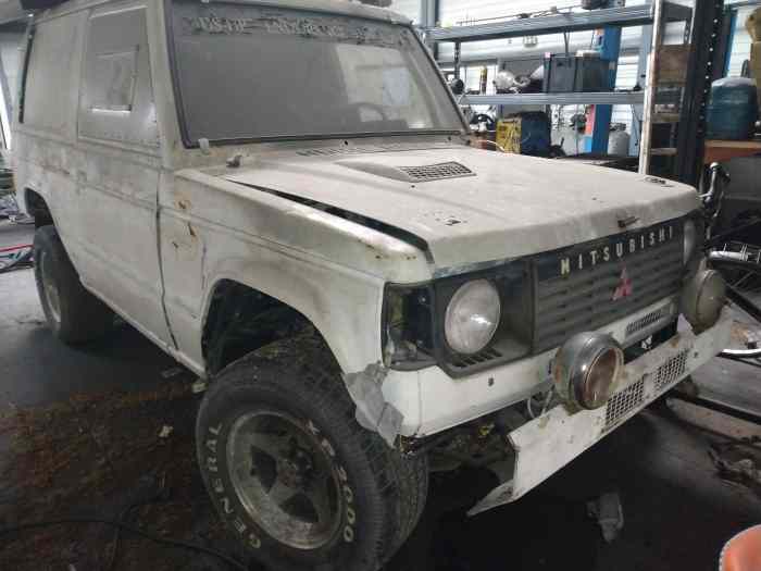 Mitsubishi Pajero Dakar 89 3